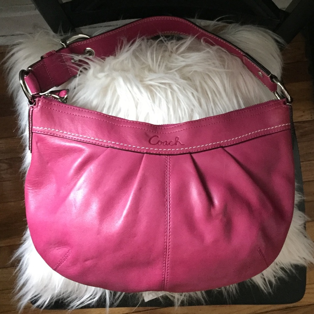 Leather Coach Soho pleated Hobo purse.